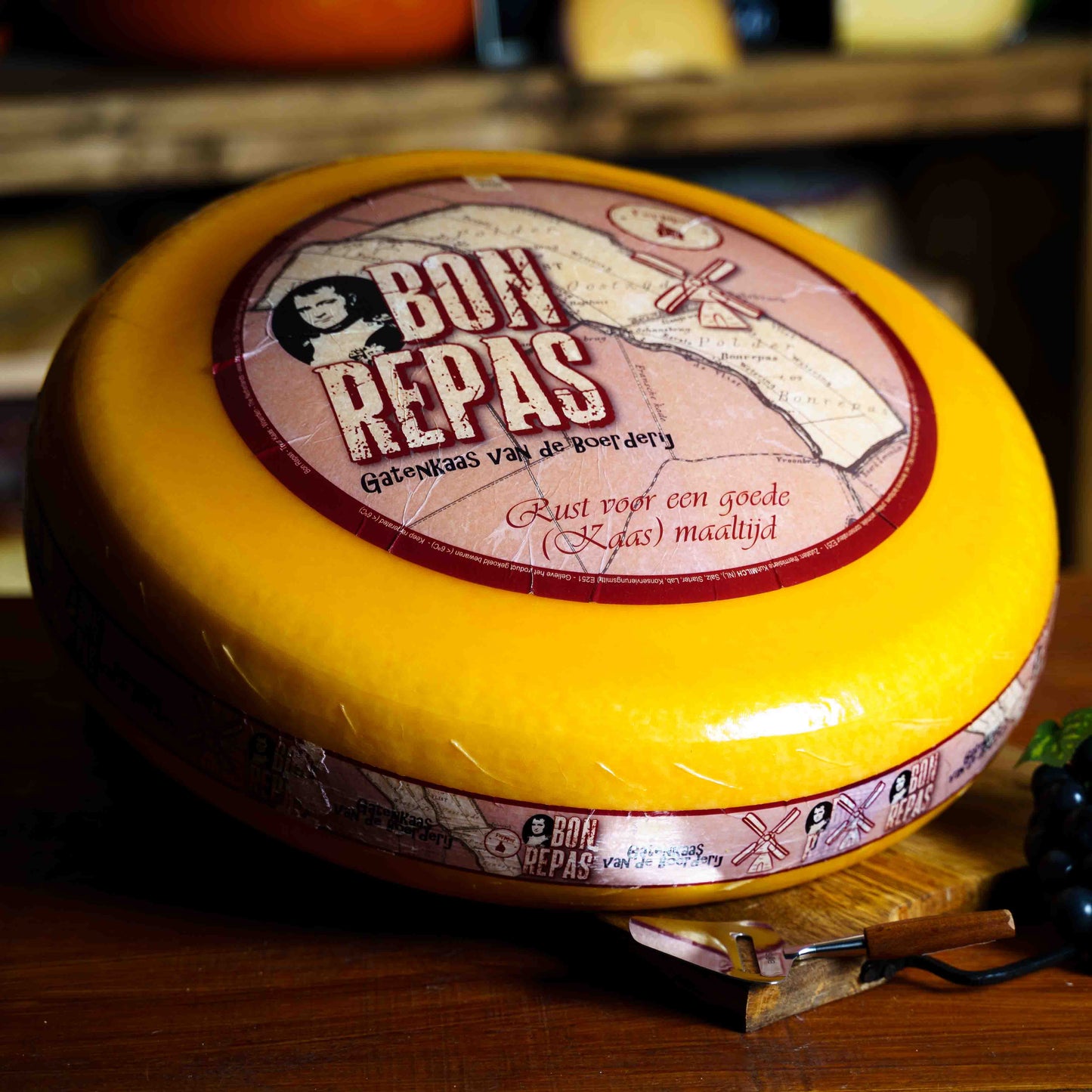 Bon Repas - Authentischer Groβlochkäse per 300g